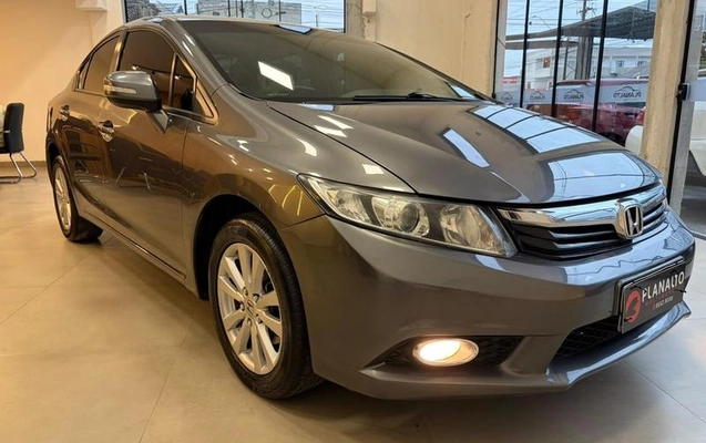 imagem-https://www.socarrao.com.br/sc-vehicle-images-prod/4175470/1790627607323-8515888_1_B_eb4ef9c6d8.jpeg