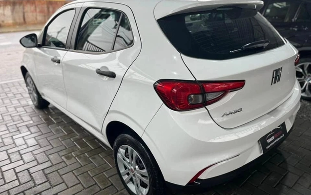 imagem-https://www.socarrao.com.br/sc-vehicle-images-prod/4175473/1790626758885-5.jpg
