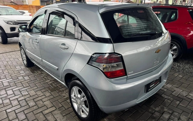 imagem-https://www.socarrao.com.br/sc-vehicle-images-prod/4175485/1790626765850-4.jpg