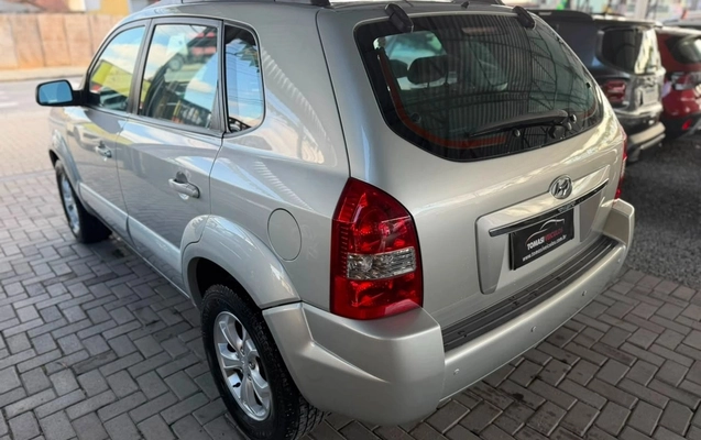 imagem-https://www.socarrao.com.br/sc-vehicle-images-prod/4175509/1790626783325-6.jpg