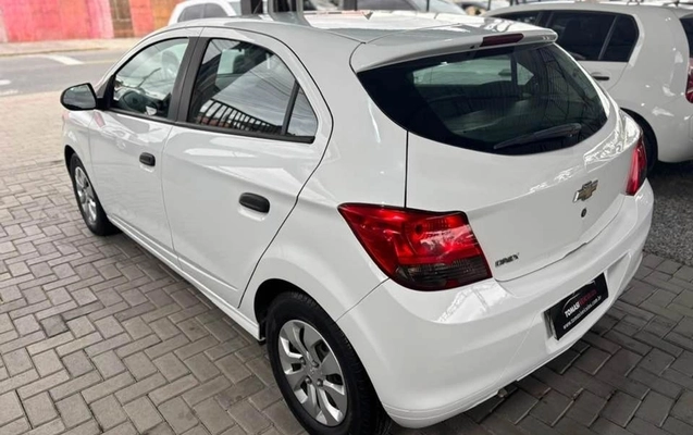 imagem-https://www.socarrao.com.br/sc-vehicle-images-prod/4175520/1790626787939-5.jpg