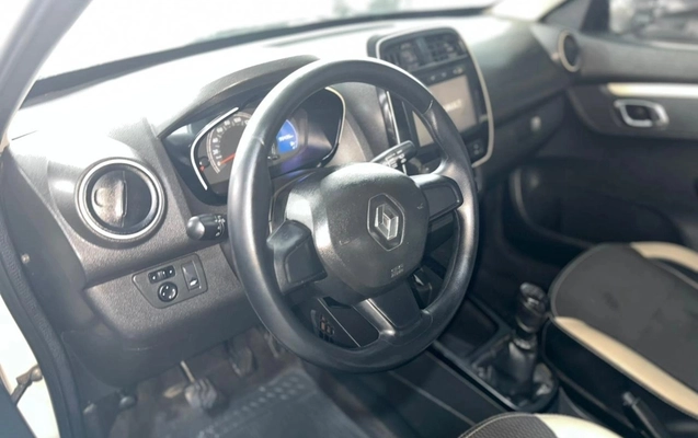 imagem-https://www.socarrao.com.br/sc-vehicle-images-prod/4175525/1790626792328-7.jpg