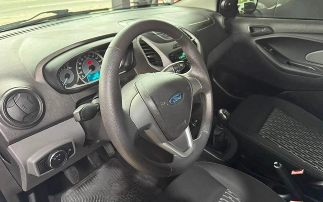 imagem-https://www.socarrao.com.br/sc-vehicle-images-prod/4175528/1790626795643-7.jpg