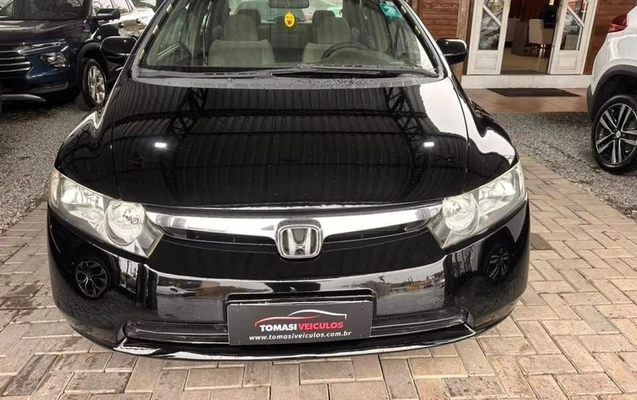 imagem-https://www.socarrao.com.br/sc-vehicle-images-prod/4175544/1790626809286-1.jpg