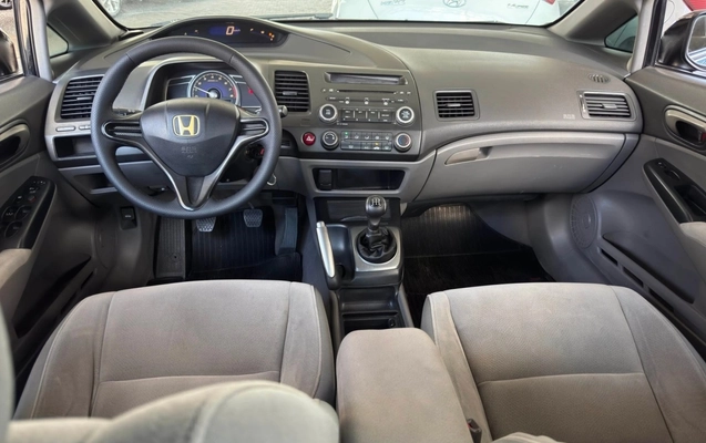 imagem-https://www.socarrao.com.br/sc-vehicle-images-prod/4175544/1790626809289-10.jpg