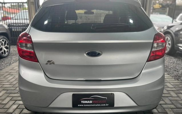 imagem-https://www.socarrao.com.br/sc-vehicle-images-prod/4175556/1790626813842-4.jpg