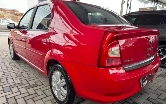 imagem-https://www.socarrao.com.br/sc-vehicle-images-prod/4175563/1790626819070-2_021645.jpg