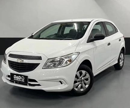 Chevrolet Onix 2015 Branco — foto 1 de 3