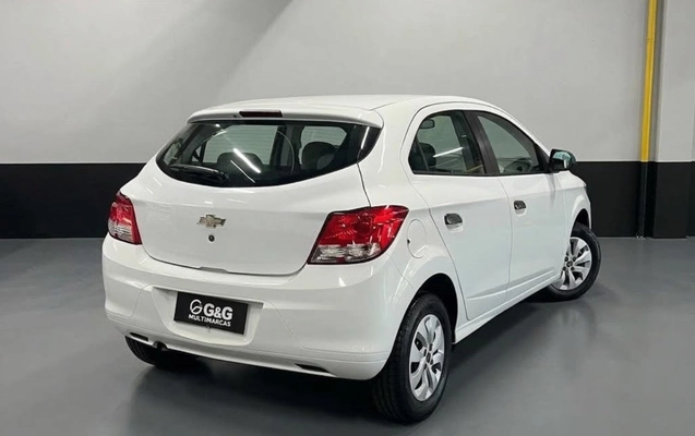 imagem-https://www.socarrao.com.br/sc-vehicle-images-prod/4175905/1790627190005-V2hhdHNBcHAgSW1hZ2UgMjAyNi0wOS0yNSBhdCAyMi4zMC4xMSAoMykuanBlZw.jpeg