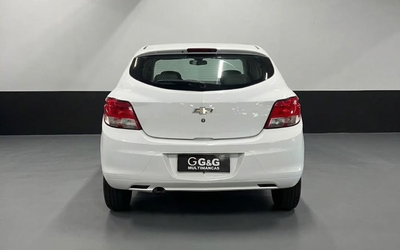 imagem-https://www.socarrao.com.br/sc-vehicle-images-prod/4175905/1790627190122-V2hhdHNBcHAgSW1hZ2UgMjAyNi0wOS0yNSBhdCAyMi4zMC4xMSAoNCkuanBlZw.jpeg