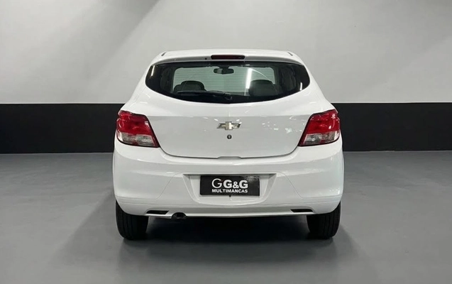 imagem-https://www.socarrao.com.br/sc-vehicle-images-prod/4175905/1790627190122-V2hhdHNBcHAgSW1hZ2UgMjAyNi0wOS0yNSBhdCAyMi4zMC4xMSAoNCkuanBlZw.jpeg