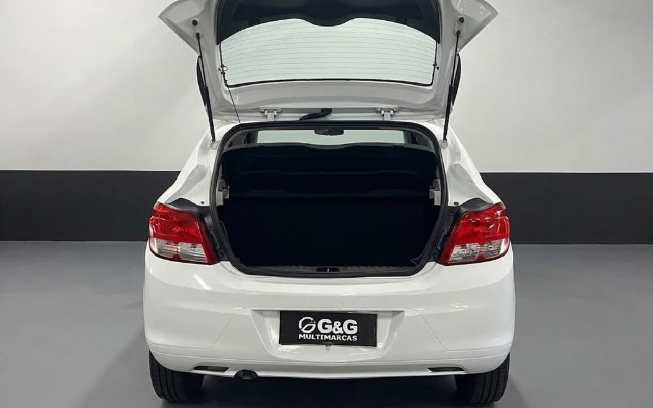 imagem-https://www.socarrao.com.br/sc-vehicle-images-prod/4175905/1790627190525-V2hhdHNBcHAgSW1hZ2UgMjAyNi0wOS0yNSBhdCAyMi4zMC4xMi5qcGVn.jpeg