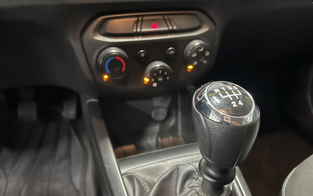 imagem-https://www.socarrao.com.br/sc-vehicle-images-prod/4175905/1790627191031-V2hhdHNBcHAgSW1hZ2UgMjAyNi0wOS0yNSBhdCAyMi4zMC4xMiAoNSkuanBlZw.jpeg