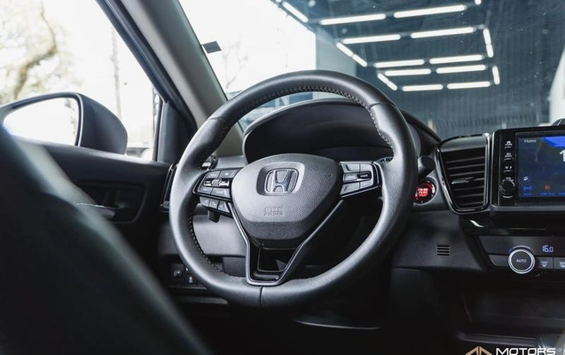 imagem-https://www.socarrao.com.br/sc-vehicle-images-prod/4175914/1790629652554-8517481_11_B_ce8c7912a3.jpeg