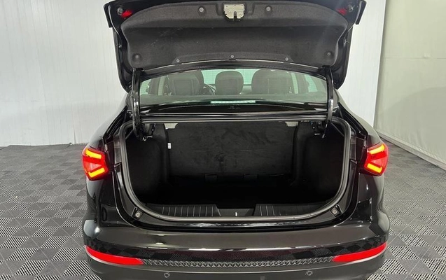 imagem-https://www.socarrao.com.br/sc-vehicle-images-prod/4175934/1791383509884-8522445_19_B_3788a44db0.jpeg