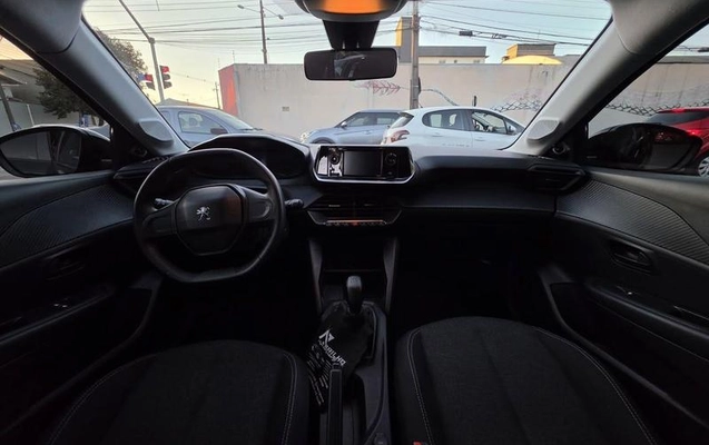imagem-https://www.socarrao.com.br/sc-vehicle-images-prod/4176043/1790627673185-8501739_11_B_920d23532f.jpeg
