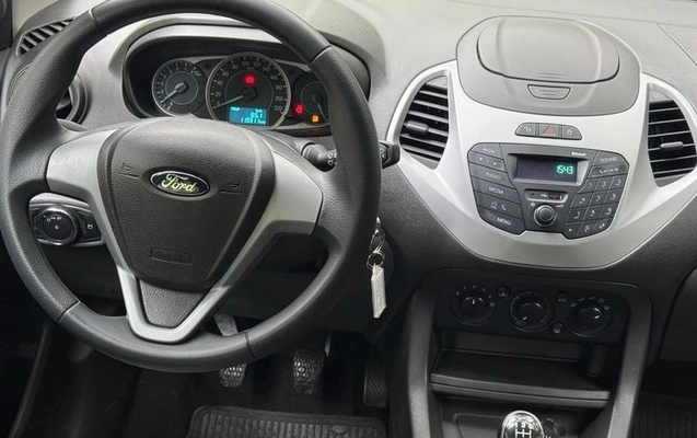 imagem-https://www.socarrao.com.br/sc-vehicle-images-prod/4176087/1791463862312-8346318_13_B_e4541ec3bc.jpeg