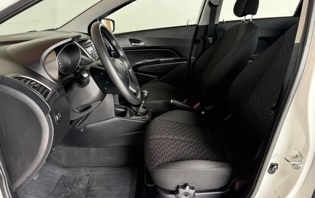 imagem-https://www.socarrao.com.br/sc-vehicle-images-prod/4176189/1790627980879-8462381_18_B_3da102a858.jpeg