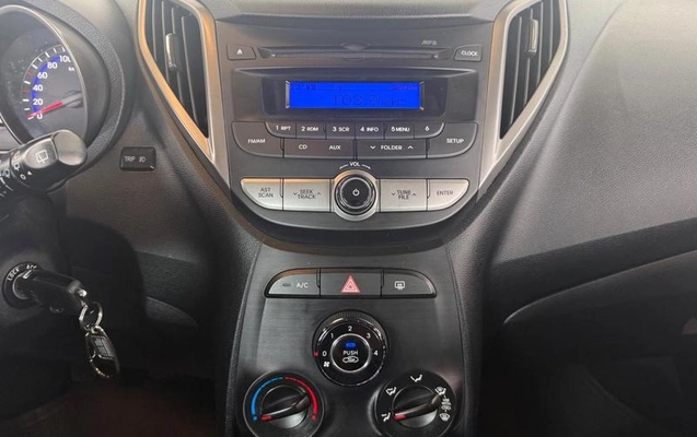 imagem-https://www.socarrao.com.br/sc-vehicle-images-prod/4176189/1790627980891-8462381_12_B_bd33e6b599.jpeg
