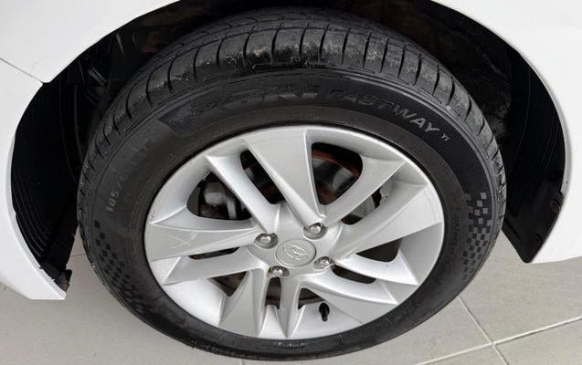 imagem-https://www.socarrao.com.br/sc-vehicle-images-prod/4176189/1790627980898-8462381_12_B_8ece840ba1.jpeg