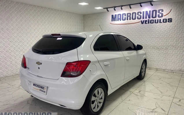 imagem-https://www.socarrao.com.br/sc-vehicle-images-prod/4176193/1791041256648-3125014a86854b08b070b973170ec1a6_1790627953543.jpg