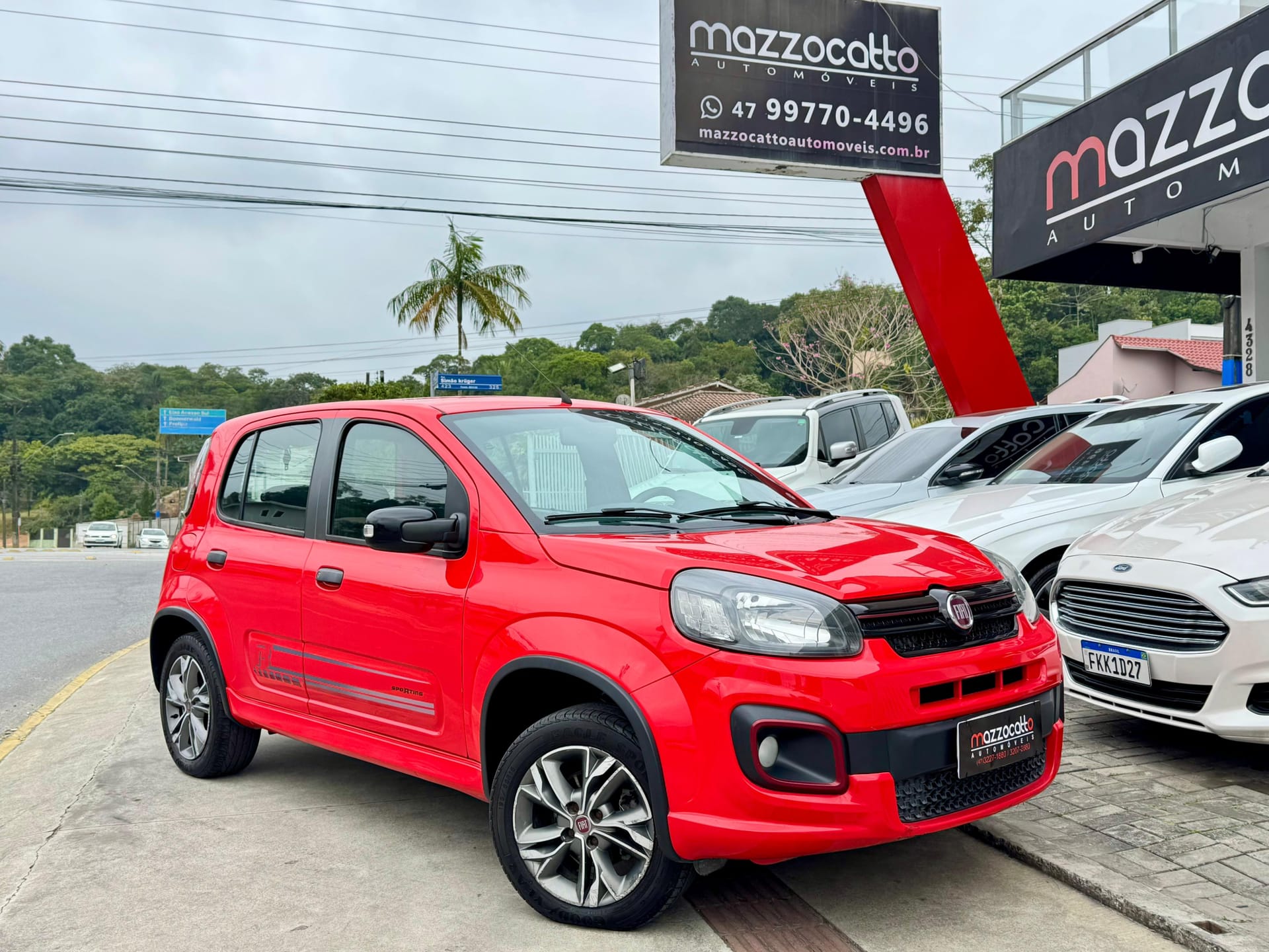 Fiat Uno 2018 Vermelho — foto 1 de 3