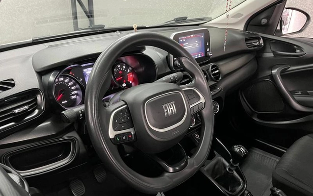 imagem-https://www.socarrao.com.br/sc-vehicle-images-prod/4176241/1790879663761-8521970_16_B_c9703a077b.jpeg