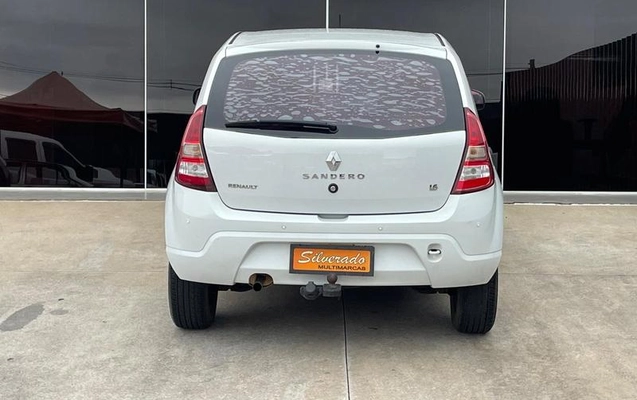 imagem-https://www.socarrao.com.br/sc-vehicle-images-prod/4176265/1790628200888-8520526_12_B_9a55da53f2.jpeg