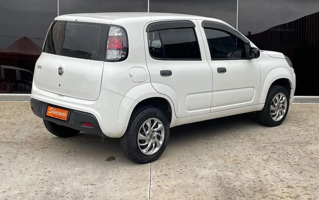 imagem-https://www.socarrao.com.br/sc-vehicle-images-prod/4176353/1790628313929-8515984_13_B_1404da4132.jpeg