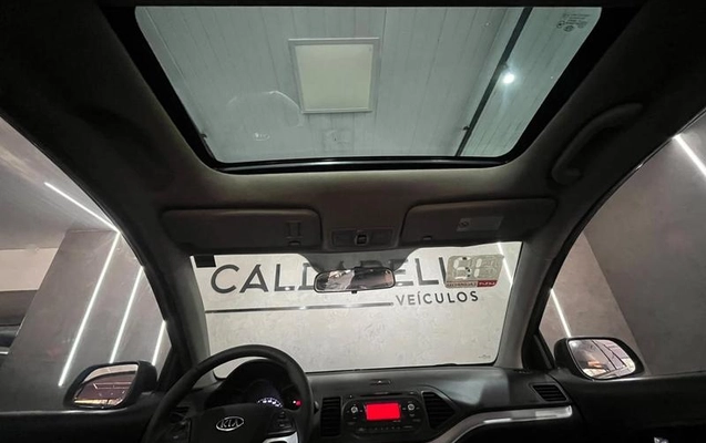 imagem-https://www.socarrao.com.br/sc-vehicle-images-prod/4176377/1792005438368-8520998_7_B_a9724863e8.jpeg