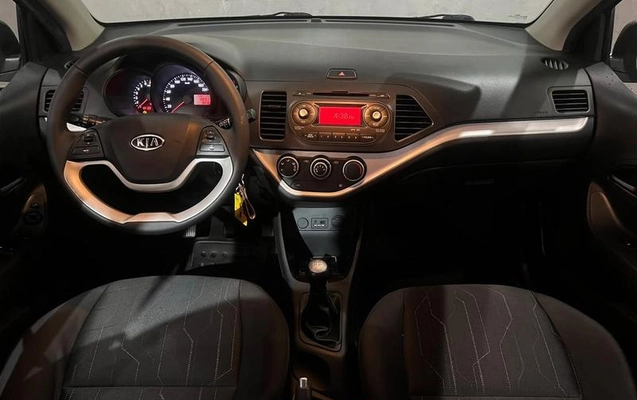 imagem-https://www.socarrao.com.br/sc-vehicle-images-prod/4176377/1792005438370-8520998_9_B_8d291b2d73.jpeg