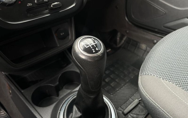 imagem-https://www.socarrao.com.br/sc-vehicle-images-prod/4176417/1790628470000-8325167_10_B_fe413481b7.jpeg