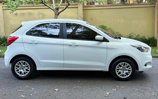 imagem-https://www.socarrao.com.br/sc-vehicle-images-prod/4176418/1790628471850-8346333_10_B_41b30dfb64.jpeg