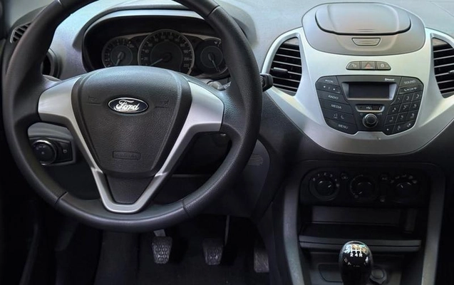 imagem-https://www.socarrao.com.br/sc-vehicle-images-prod/4176418/1790628471852-8346333_6_B_5e33cb0452.jpeg