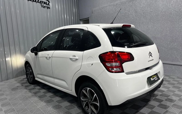 imagem-https://www.socarrao.com.br/sc-vehicle-images-prod/4176421/1790786811179-8522567_6_B_d3939c4dc3.jpeg