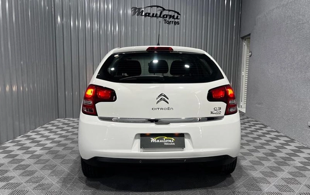 imagem-https://www.socarrao.com.br/sc-vehicle-images-prod/4176421/1790786811182-8522567_12_B_dd931f34bc.jpeg