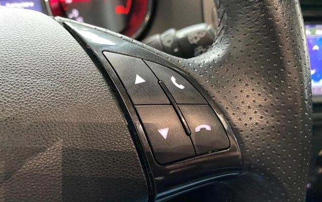 imagem-https://www.socarrao.com.br/sc-vehicle-images-prod/4176515/1790628996060-8505175_21_B_7a0cf77157.jpeg