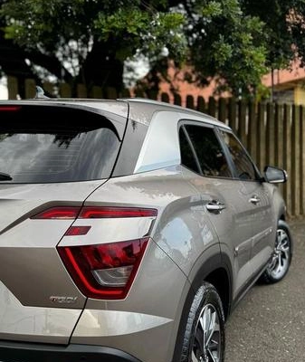imagem-https://www.socarrao.com.br/sc-vehicle-images-prod/4176650/1791468704628-8522521_3_B_baaf42afc3.jpeg