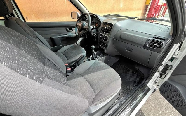 imagem-https://www.socarrao.com.br/sc-vehicle-images-prod/4176676/1790629917921-8522655_14_B_af3db8b9e6.jpeg
