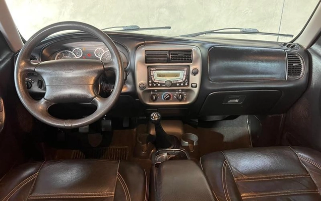 imagem-https://www.socarrao.com.br/sc-vehicle-images-prod/4176695/1790629624243-8513704_12_B_585b6c099a.jpeg