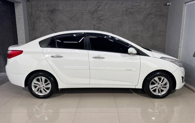 imagem-https://www.socarrao.com.br/sc-vehicle-images-prod/4176734/1790629761107-8276939_5_B_e111f7accd.jpeg