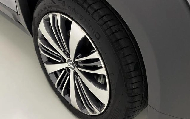 imagem-https://www.socarrao.com.br/sc-vehicle-images-prod/4176741/1790710232142-8489757_13_B_b5dc44c135.jpeg