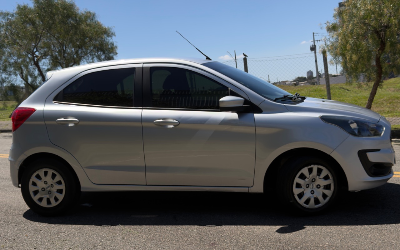 imagem-https://www.socarrao.com.br/sc-vehicle-images-prod/4176926/1790631070006-SU1HXzgxNjUuanBlZw.jpeg