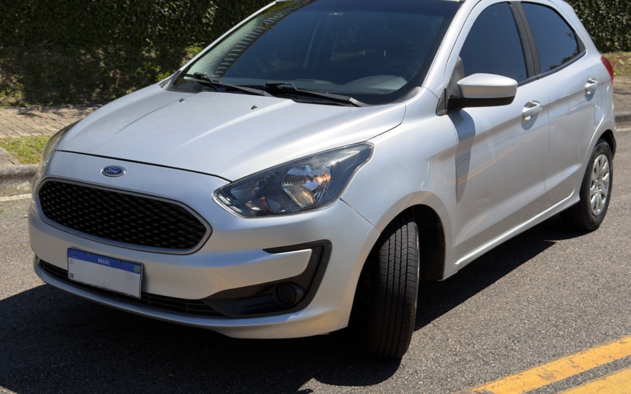 imagem-https://www.socarrao.com.br/sc-vehicle-images-prod/4176926/1790631070931-SU1HXzgxNjAuanBlZw.jpeg