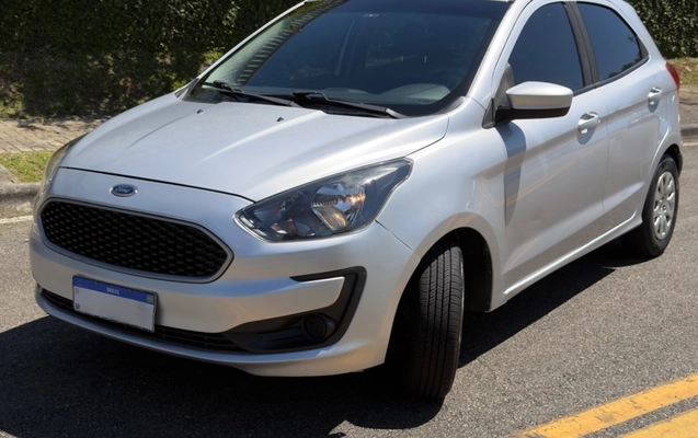 imagem-https://www.socarrao.com.br/sc-vehicle-images-prod/4176926/1790631070931-SU1HXzgxNjAuanBlZw.jpeg