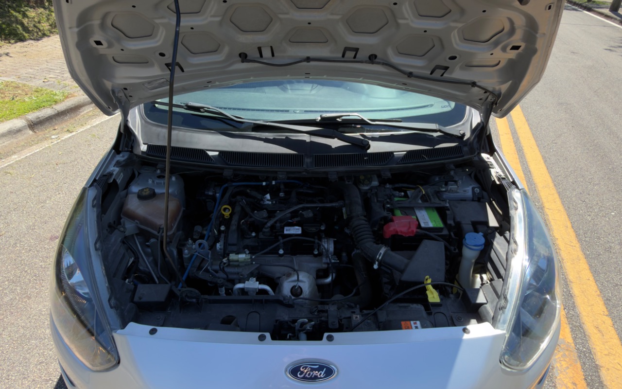 imagem-https://www.socarrao.com.br/sc-vehicle-images-prod/4176926/1790631071943-SU1HXzgxNzkuanBlZw.jpeg