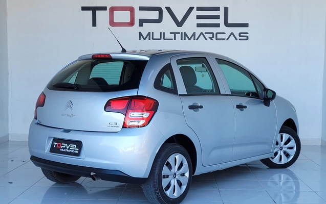 imagem-https://www.socarrao.com.br/sc-vehicle-images-prod/4176935/1790630542938-003_38e0bf9006d8b4a70c6ff3158a959e32.jpg