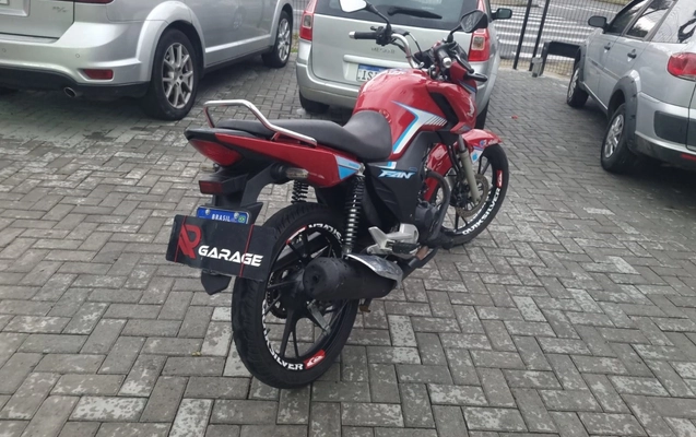 imagem-https://www.socarrao.com.br/sc-vehicle-images-prod/4177024/1790631075232-8_062932.jpg