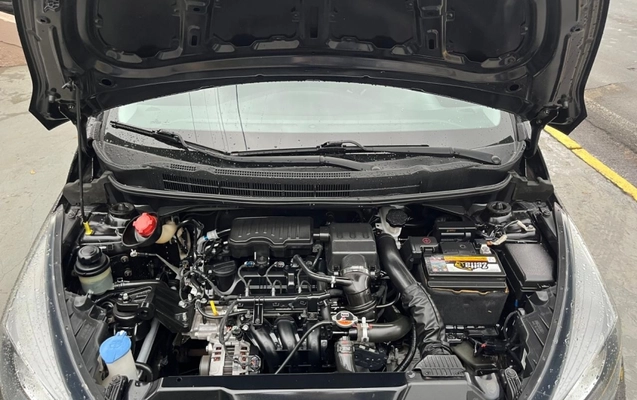 imagem-https://www.socarrao.com.br/sc-vehicle-images-prod/4177028/1790631411234-WApXidEJI9BIjpXgHeo4FZo02eMPmnhN.jpg