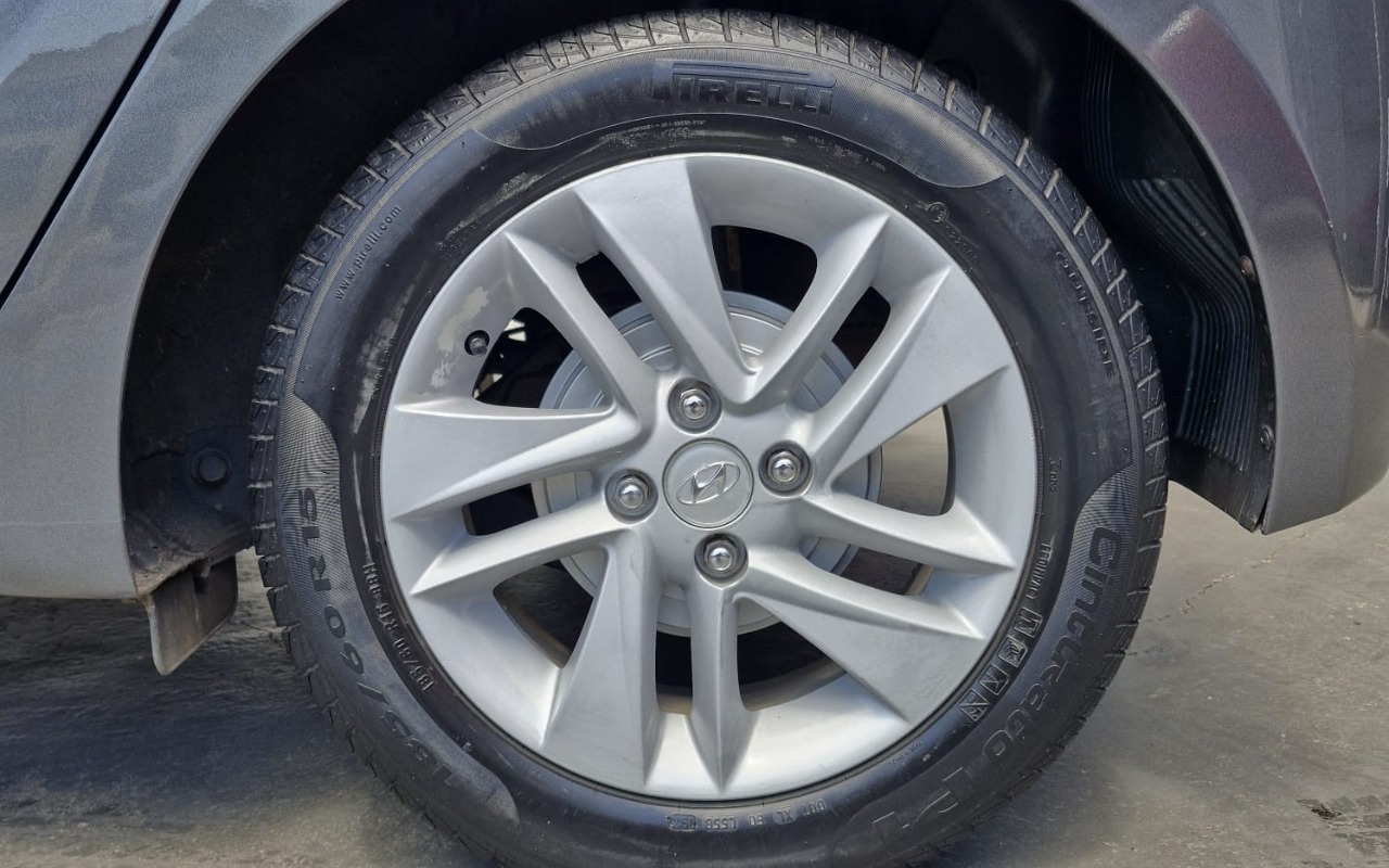imagem-https://www.socarrao.com.br/sc-vehicle-images-prod/4177037/1790632546623-MTguanBlZw.jpeg